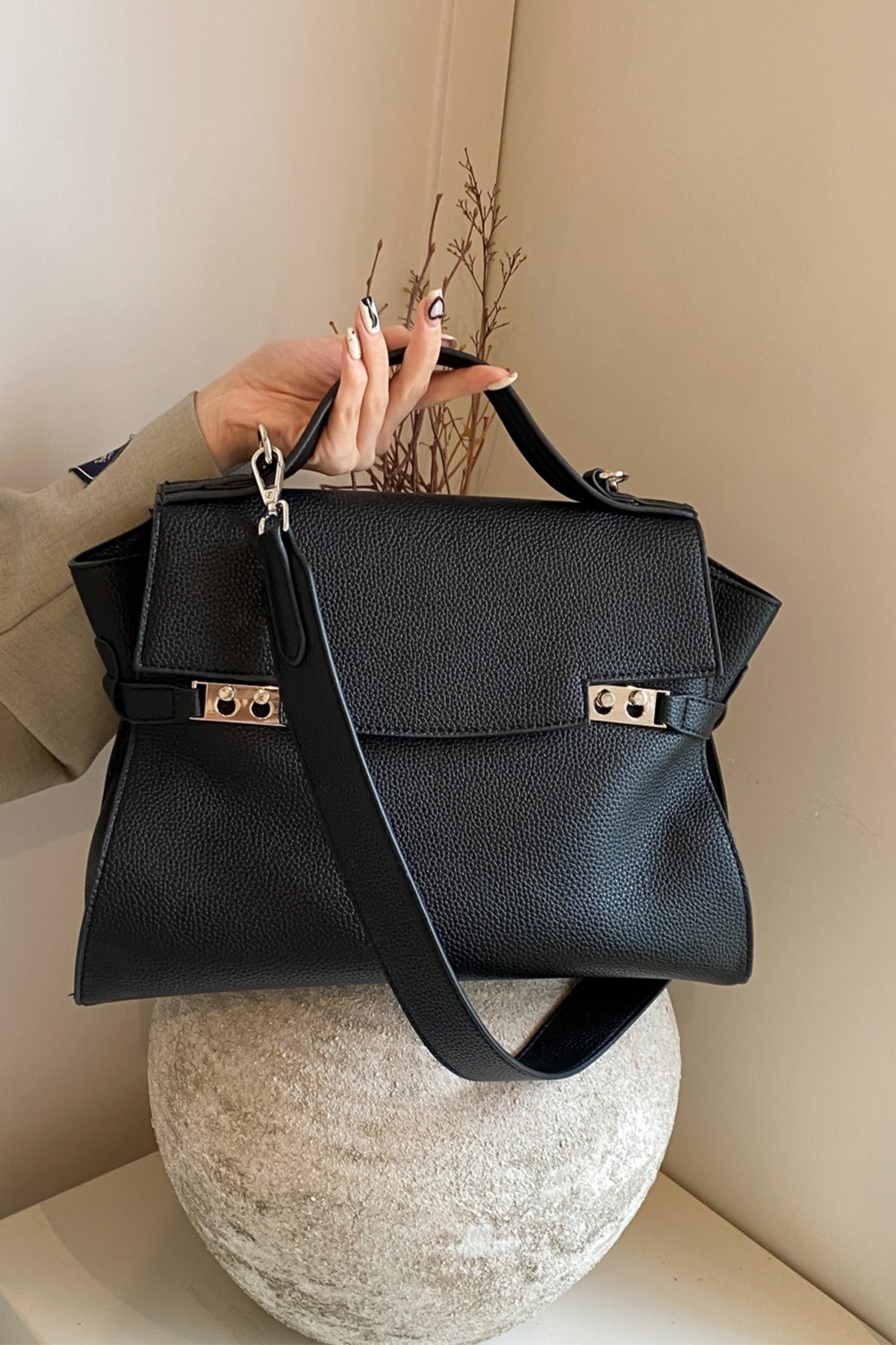 Black Women's Luxury Briefcase from Macghee