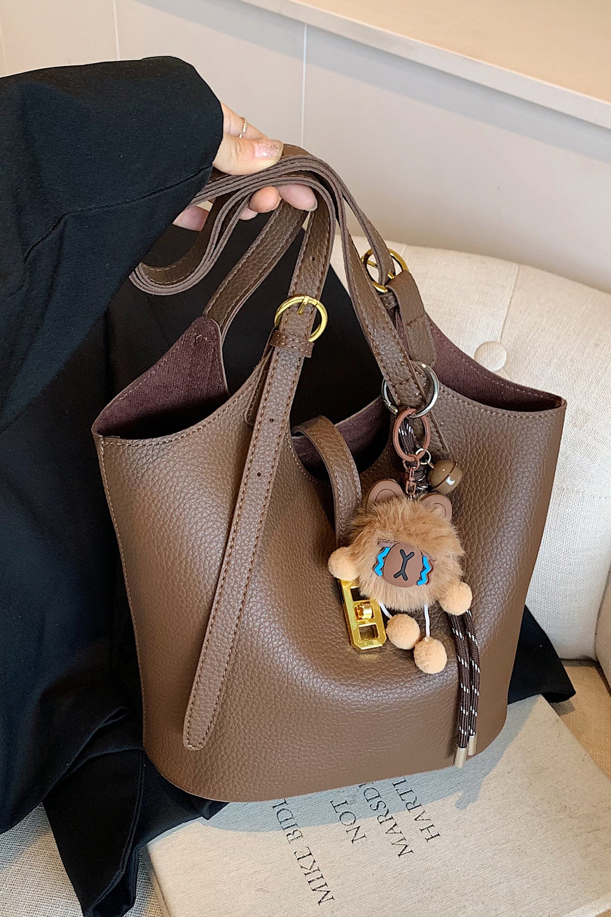 Chic Brown 2 in 1 Scoop Neck Tote Bag