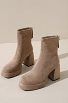 Chic beige ultra-fine suede low-heeled ankle boots