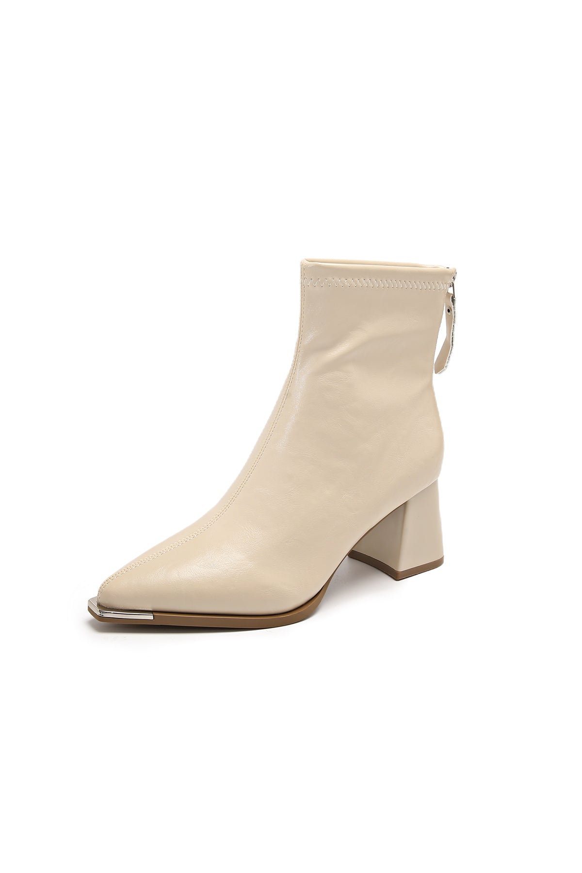 Sustainable white leather ankle boots low heel for everyday wear  