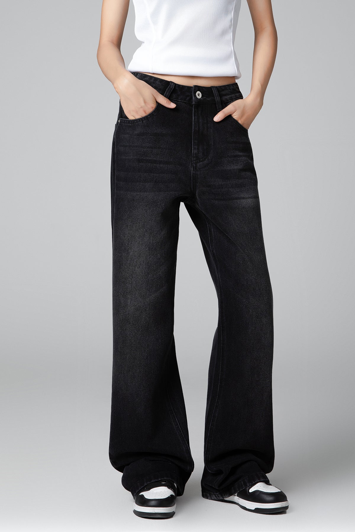 Women’s Black Denim Jeans - Loose Fit Straight-Leg Style - Casual Denim - S-XL - Macghee